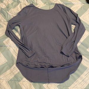💵Under Armour Long Sleeve Top
